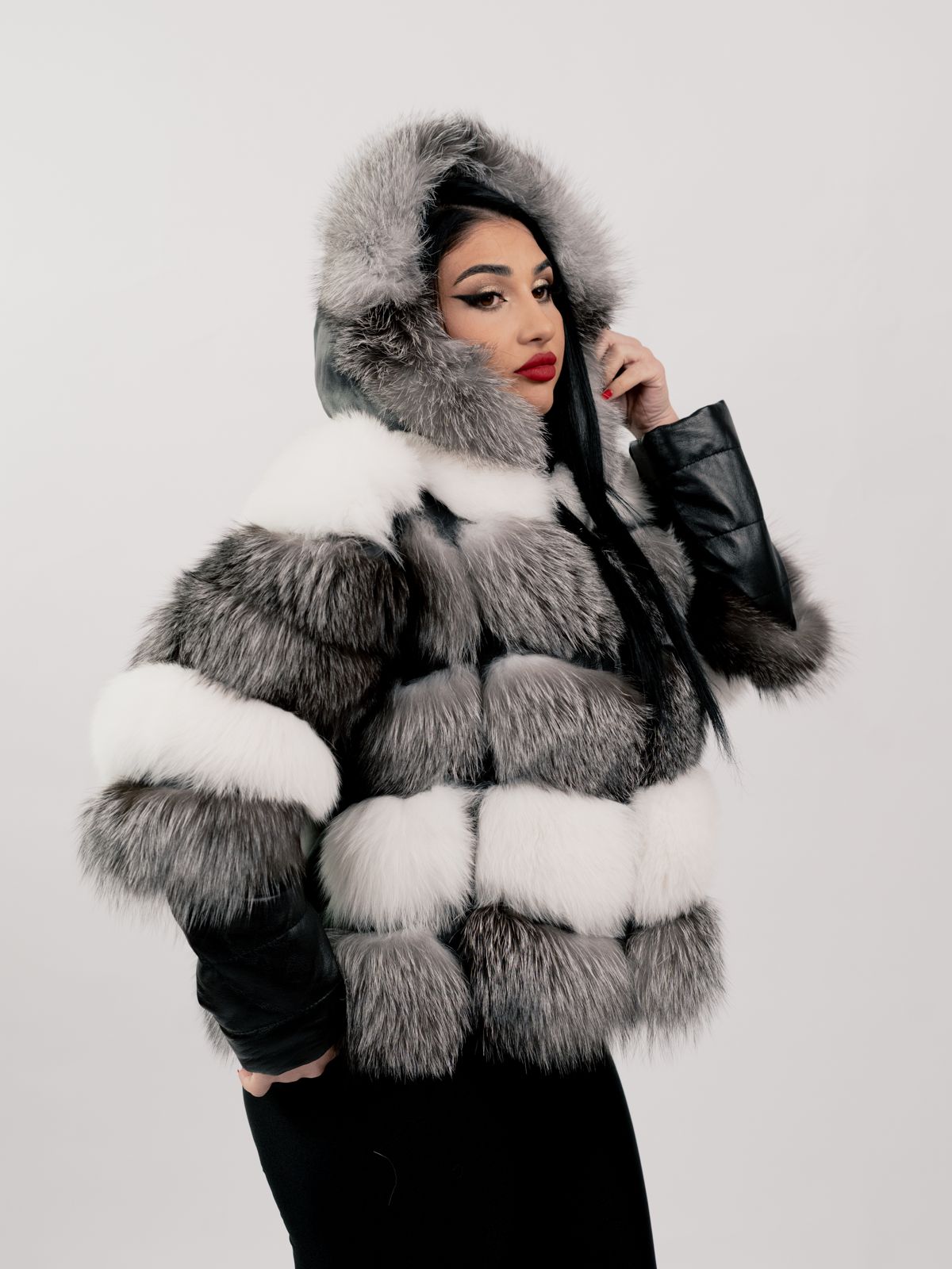 Haina din blana naturala de Vulpe Polara, Model 4 in 1